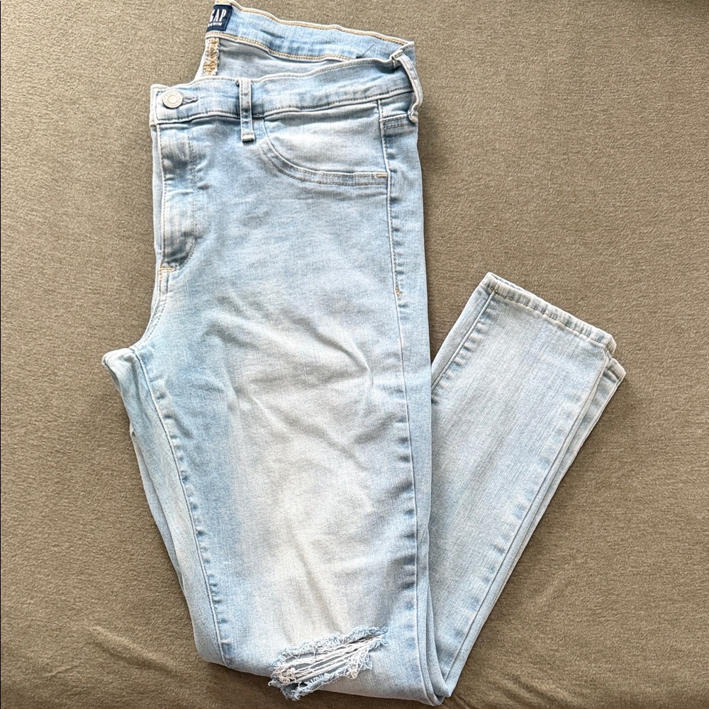 GAP Distress Jegging